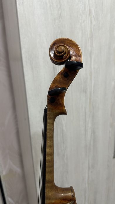 Продаю старинную мастеровую немецкую скрипку 4/4