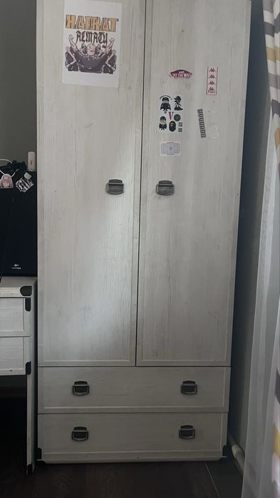 Продам шкаф размер 190/80. Состояние отличное.