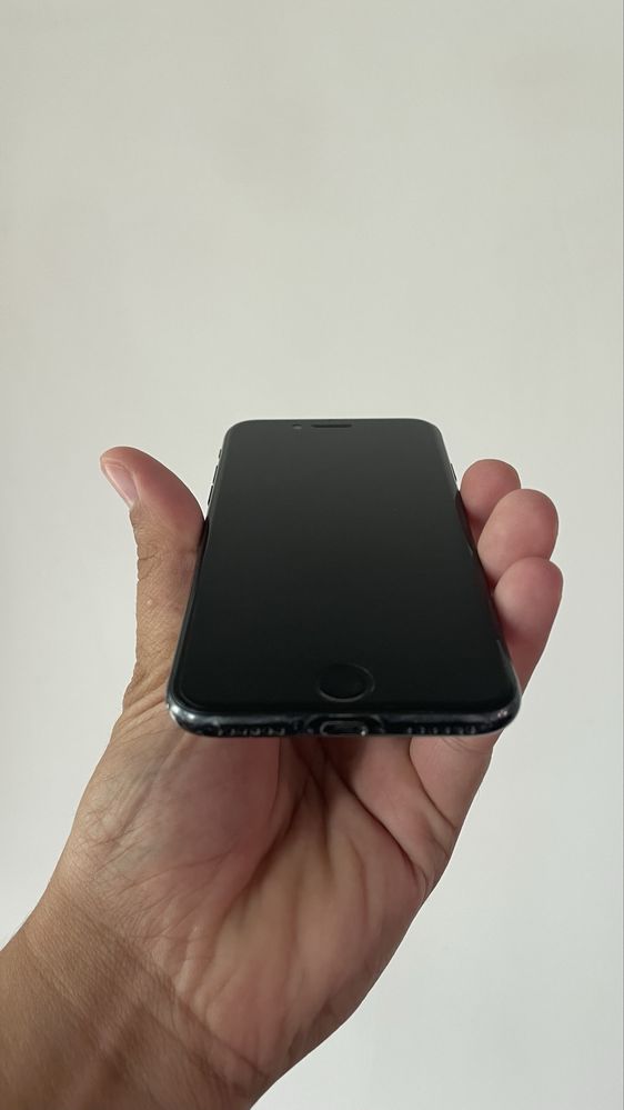 Iphone 7 32GB radnoy