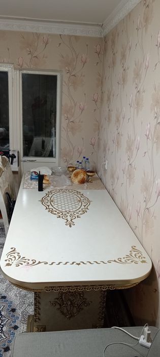 Стол стулья срочно продам