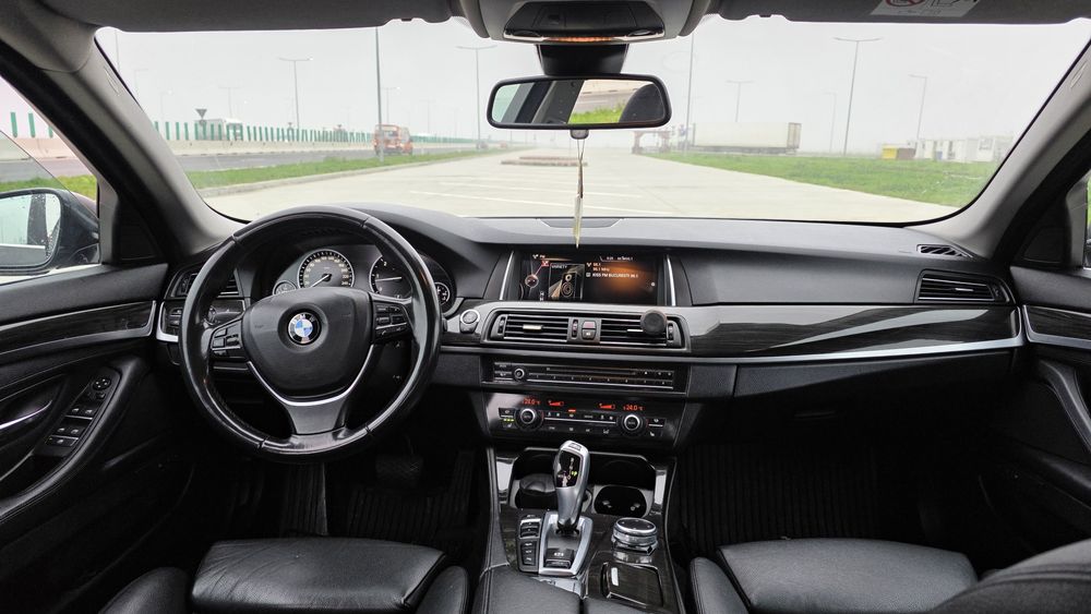 Bmw seria 5 f10 530 xd, camere, piele, navi, distributie schimbata