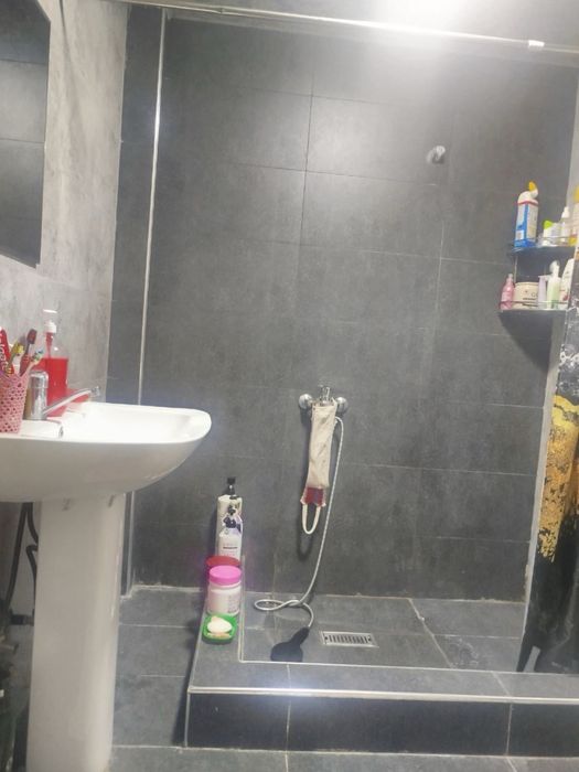 Квартира сотилади Яшнобод тумани Олмос новастройка 2-3/6/10 46 м2