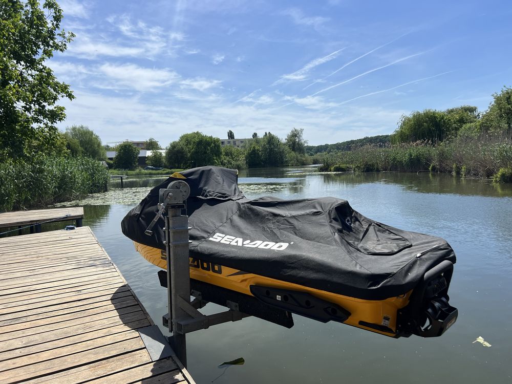 Jetski Seadoo RXT X RS 300 FULL 26 ore, BRP Sound, Model de top; Full