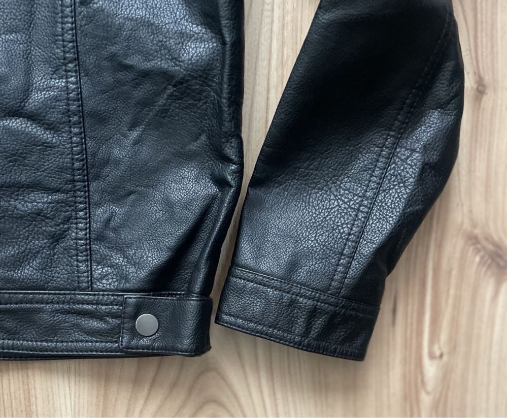 JACK & JONES / мъжко кожено яке L