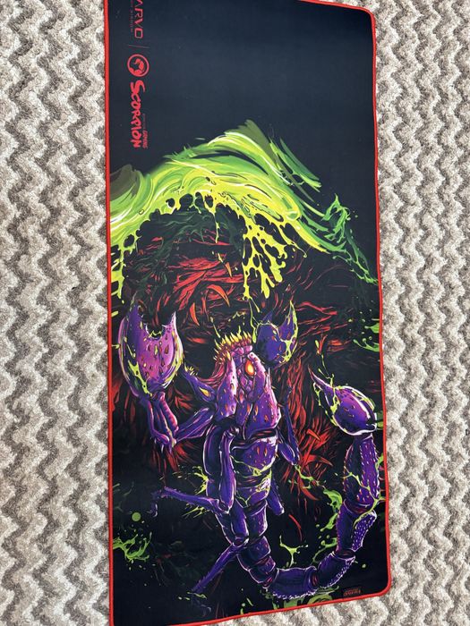 Vand mousepad si mouse