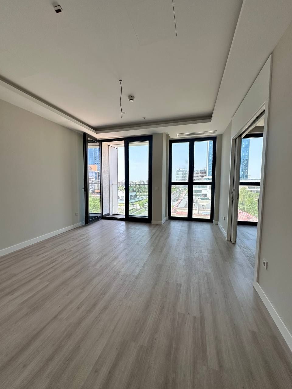 Продам 2/5/23 45м2 в ЖК Nest One, вид на парк