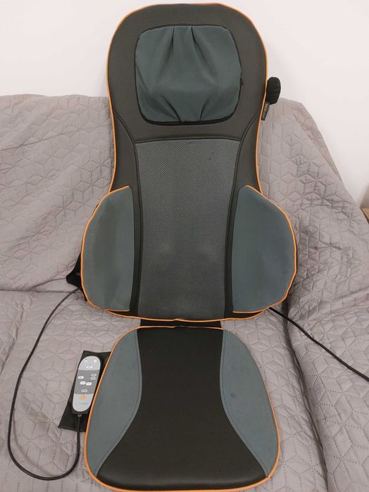 Scaun pentru masaj Shiatsu Medisana MC 825, 4 zone de masaj, impecabil