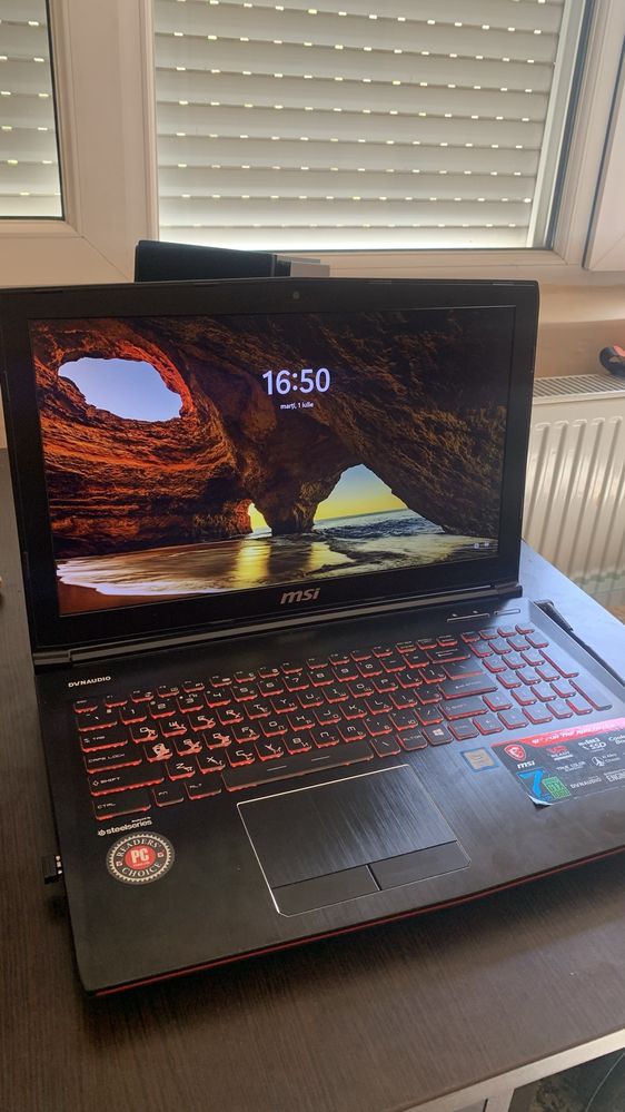 Laptop Gaming MSI GE62VR Apache Pro – i7, GTX 1060, 16GB RAM, SSd+HDD