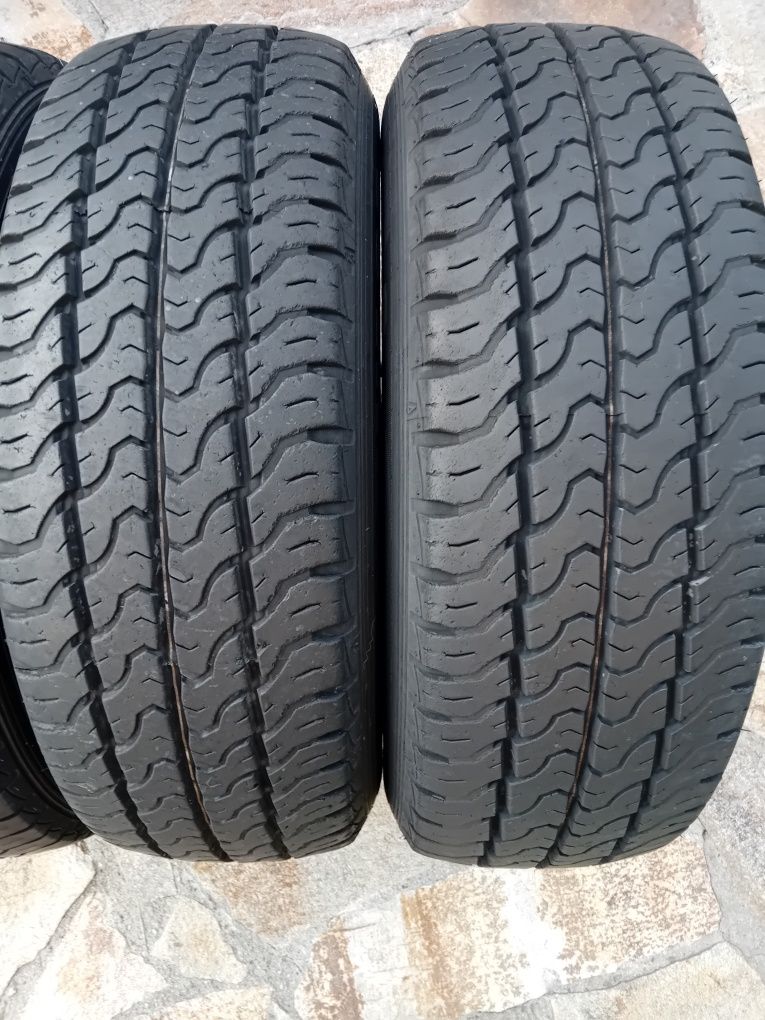 215 65 16 С Dunlop Econodrive Дот22