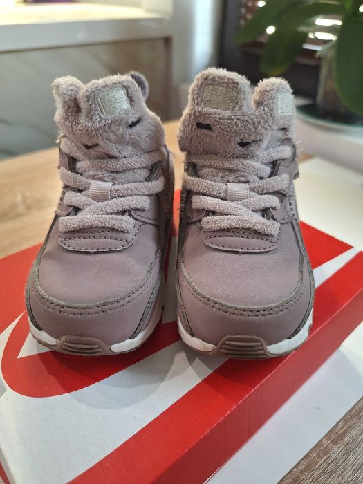 Маратонки nike за момиче