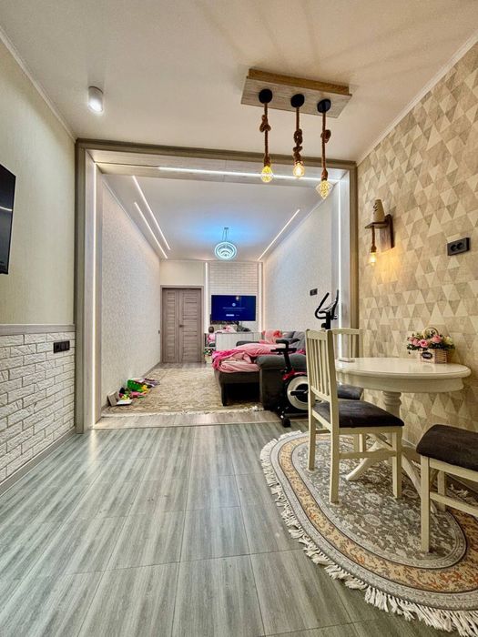 2/3/3 Буюк Ипак Йули,Максим Горький,орр школа Дипломатии,новостройка