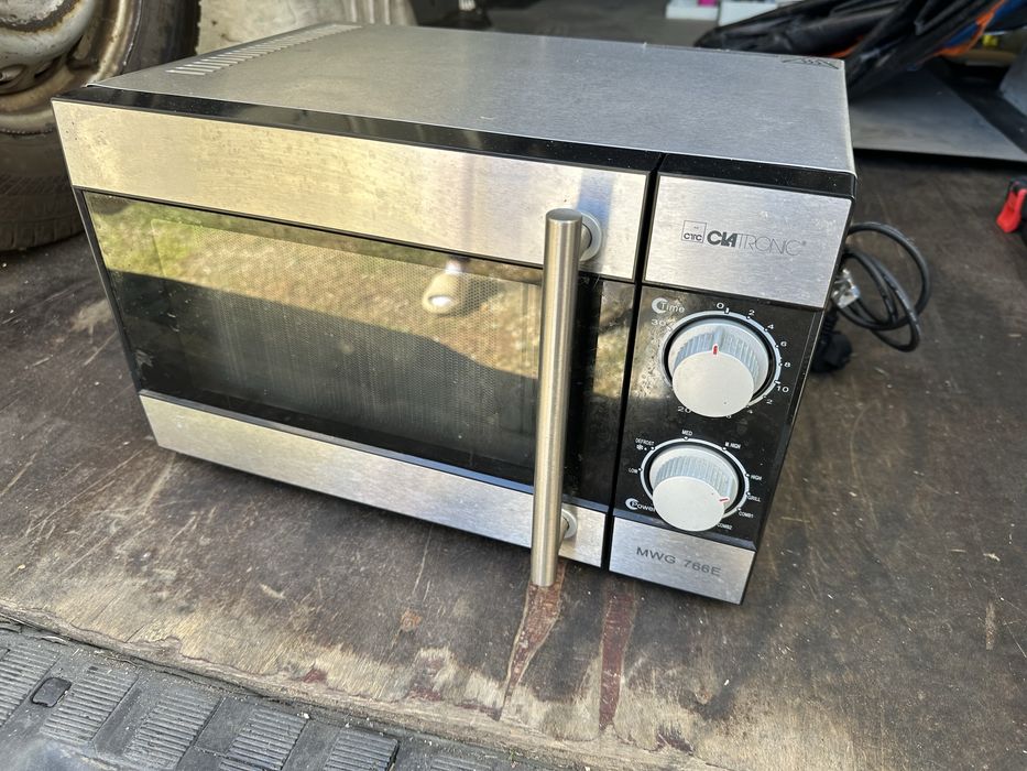 Cuptor cu microunde / grill Ciatronic