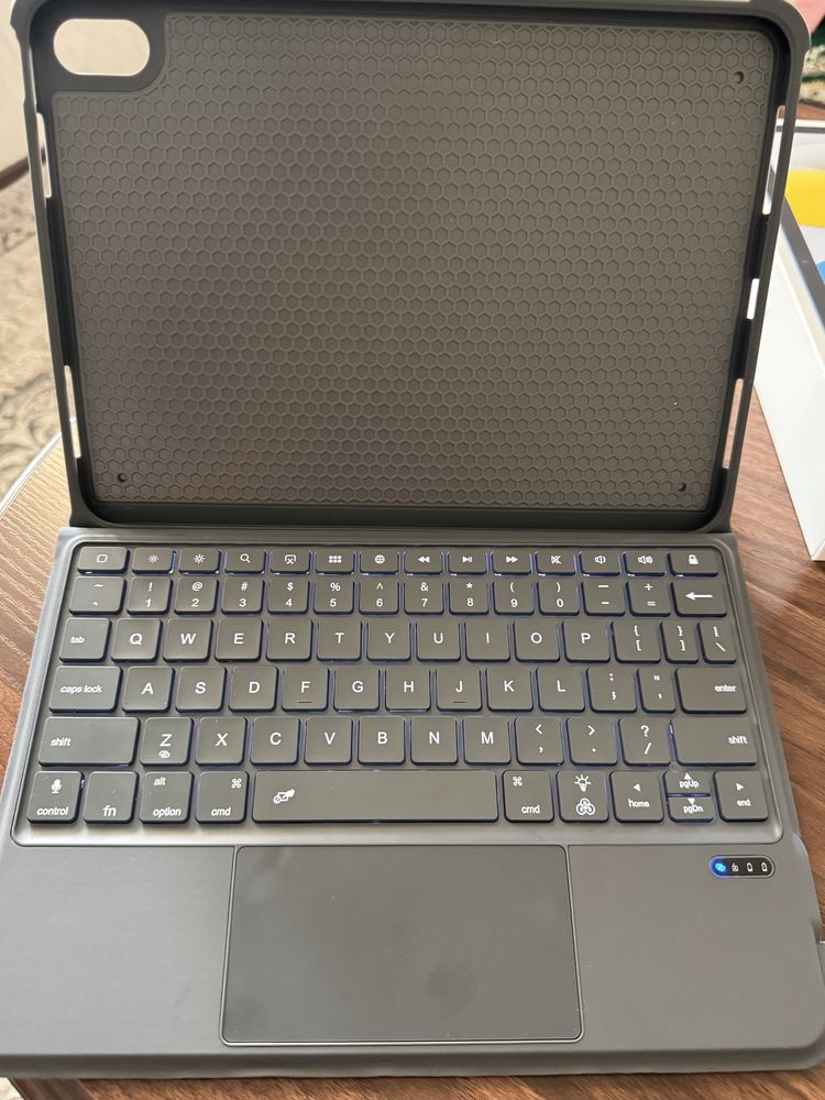 Ipad A16 (11 dyum)