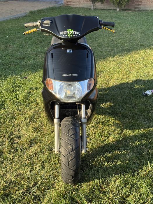 Vand scuter derbi atlantis de 80 cc