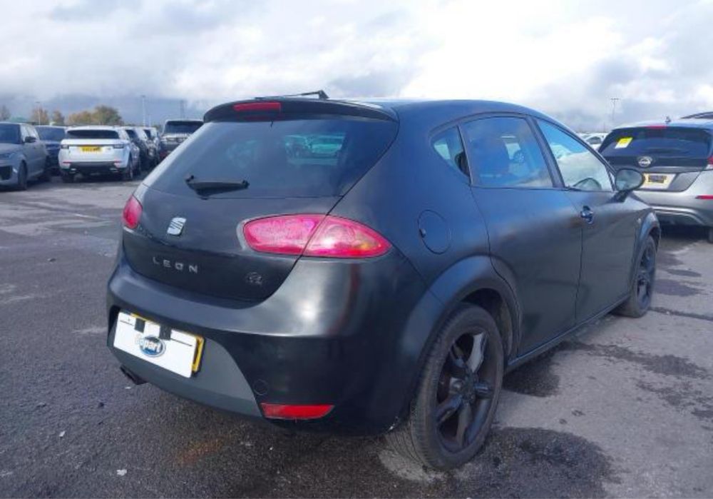 Seat leon fr  На части