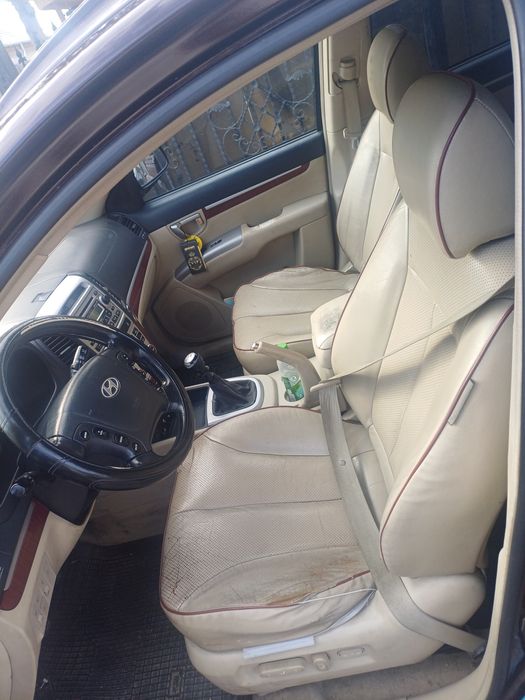 Vand hundai santa fe motor2.2 cutie manuala 7 locuri