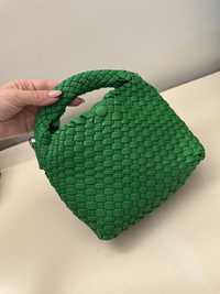 Зелена дамска чанта Zara