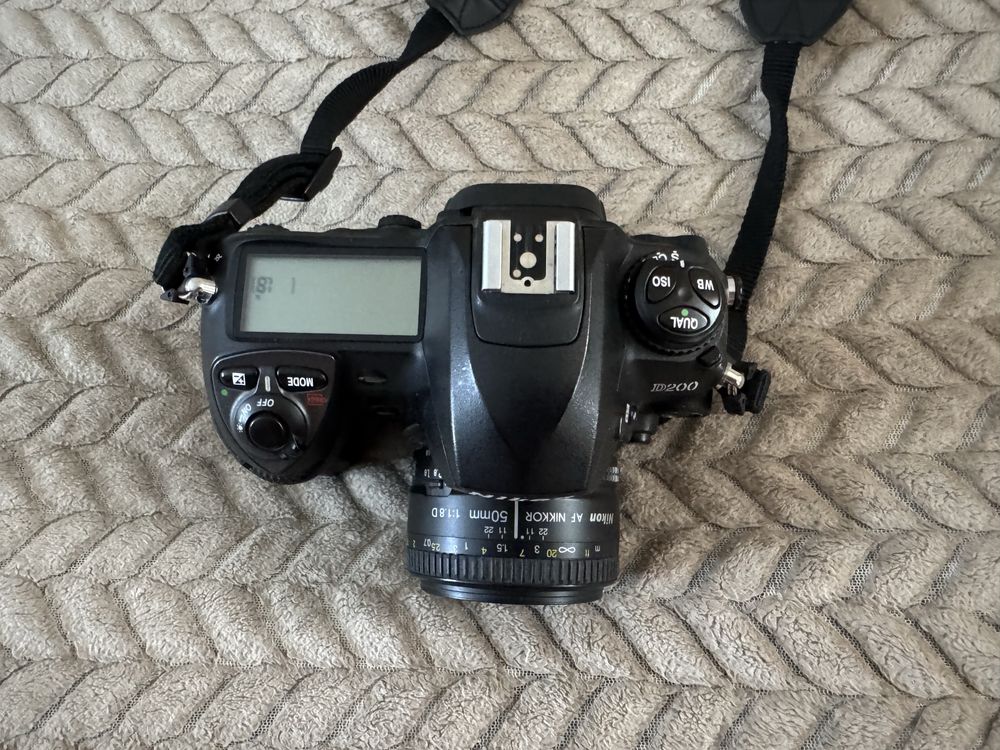 Продам Nikon D200