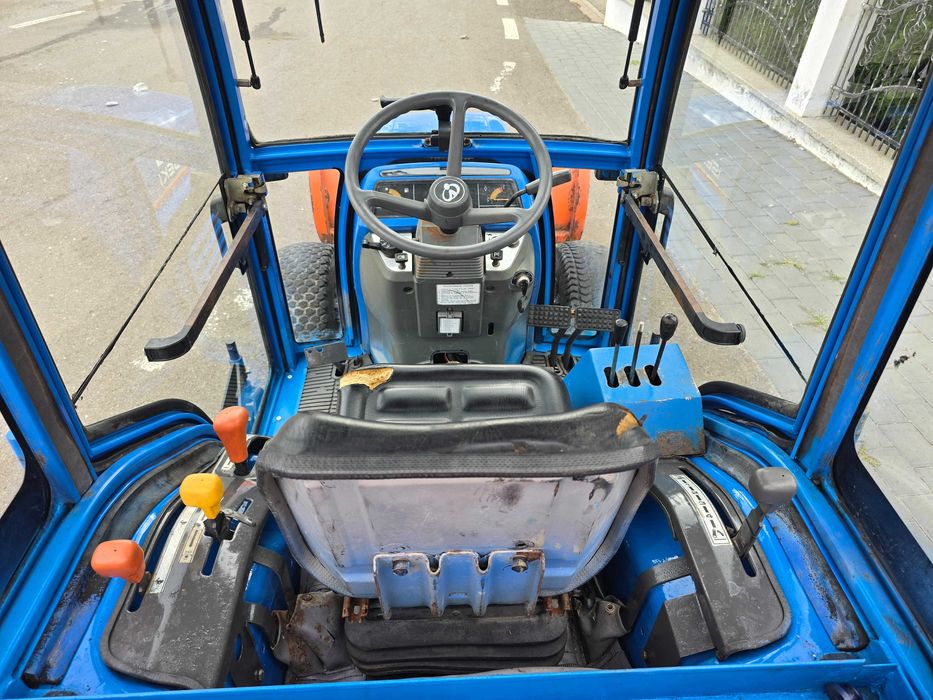 Tractor ISEKI 330 4x4