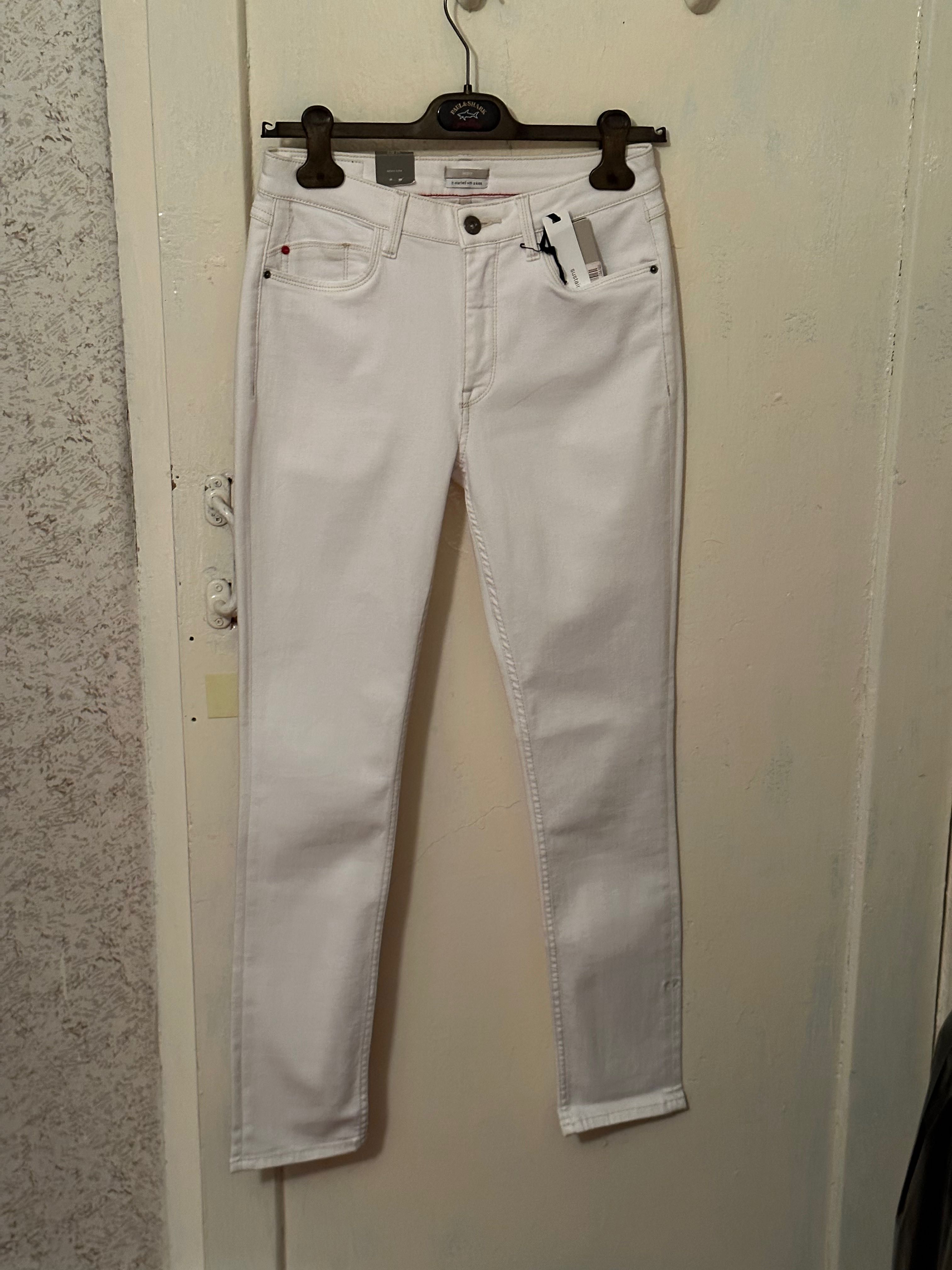 Продам женские джинсы Mexx