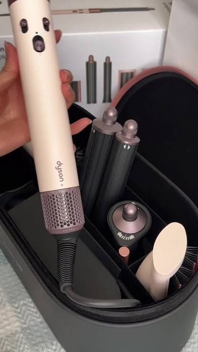 Dyson Airwrap Sakura! В два раза мощнее. В сто раз роскошнее!