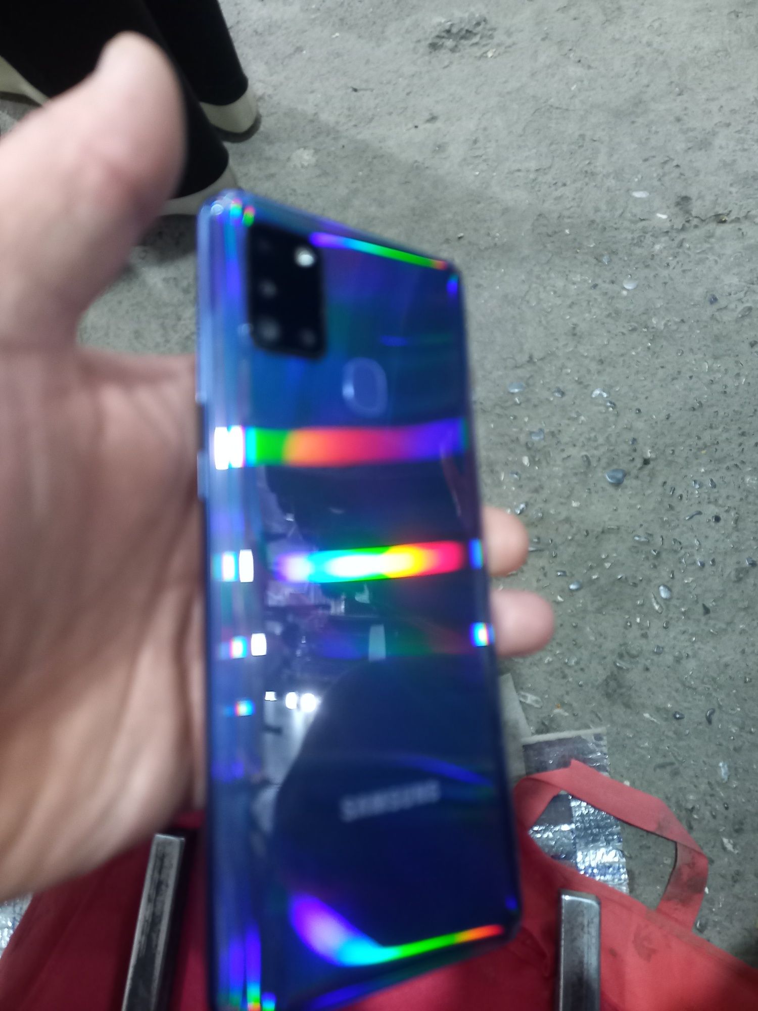 A21s samsung ideal holati tiniq 32GB hotira 2 sim karta imeyka bo'gan.