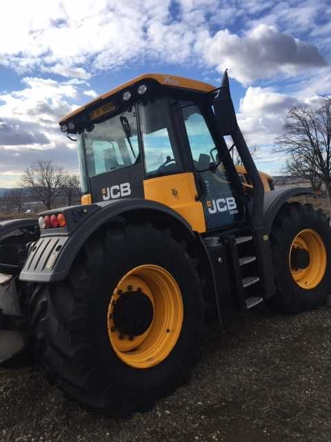 vand tractor JCB FASTRACK
