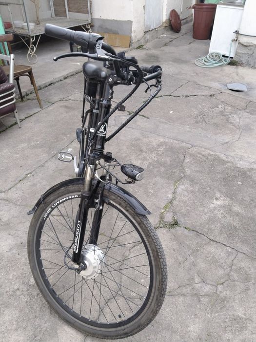 Elektro velosiped sotiladi