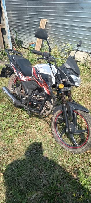 Продам мотоцикл 150кубов