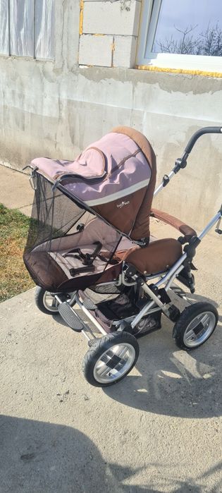 Cărucior pentru copii