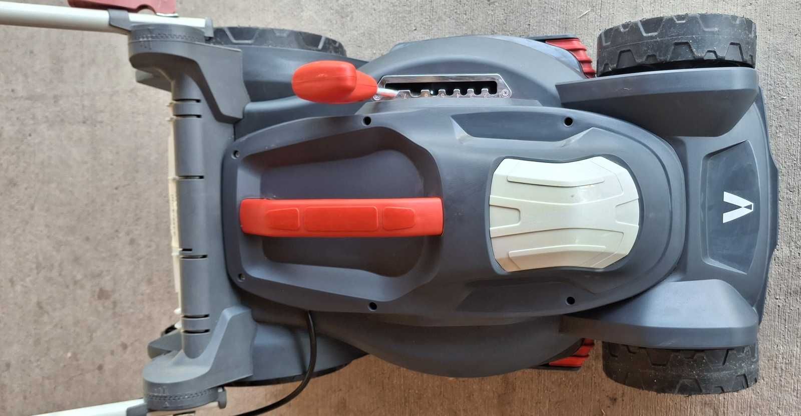 Електрическа косачка за трева 1,6kW 37см + кабел 20м