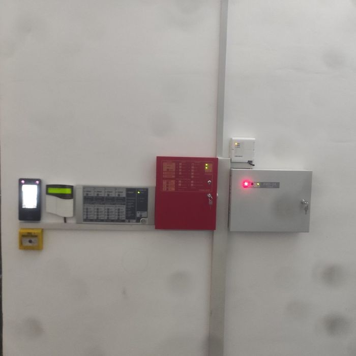 Kamera va Signalizatsiya