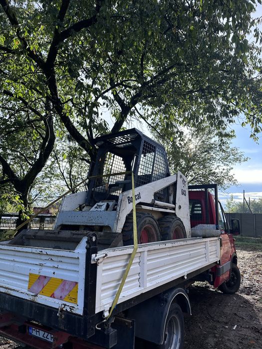 Inchiriez miniexcavator 2,6tone si bobcat 2,2tone