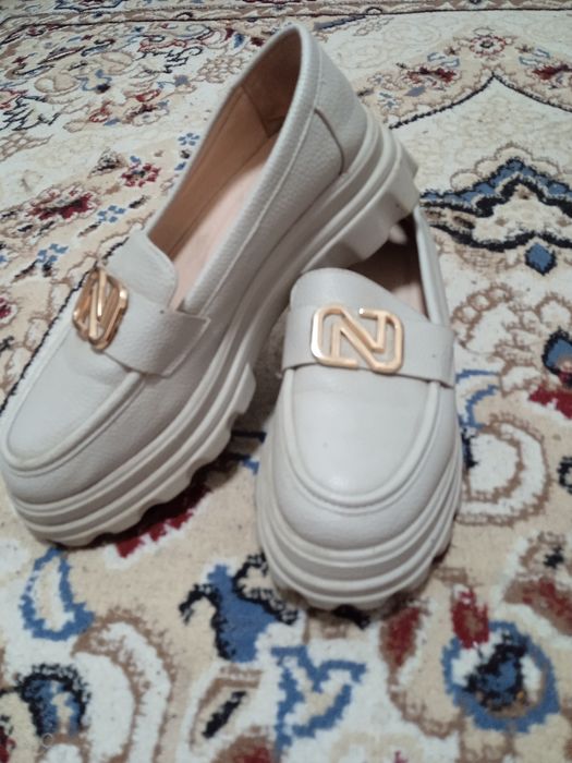 Продаются лоферы