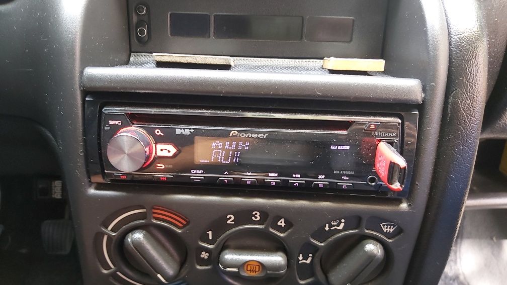 Сд и баскаса Pioneer, Alpine