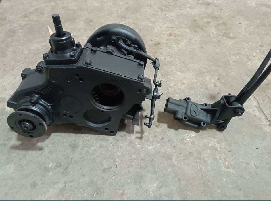 Уаз коробка раздатка сотилади