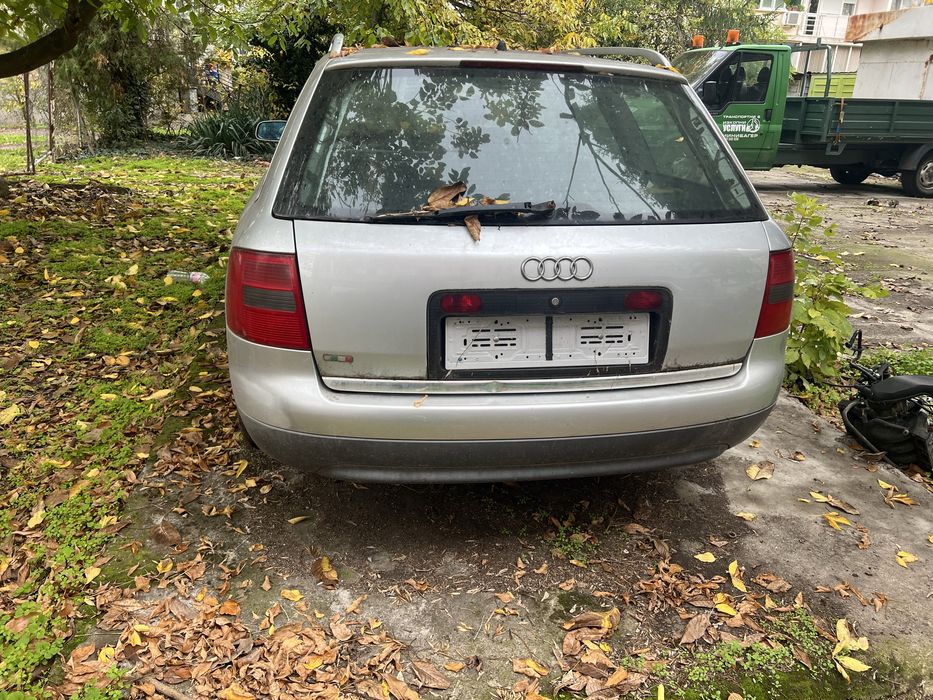 Ауди А6 Б5 на части