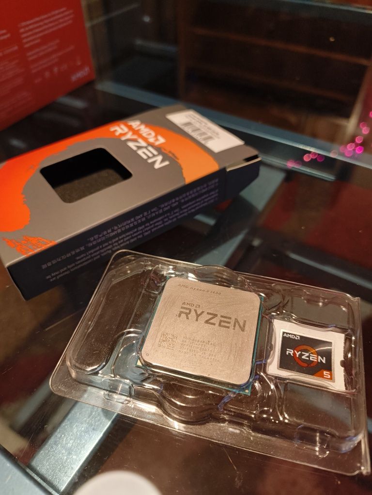 Procesor AMD Ryzen 5 1400, stare bună