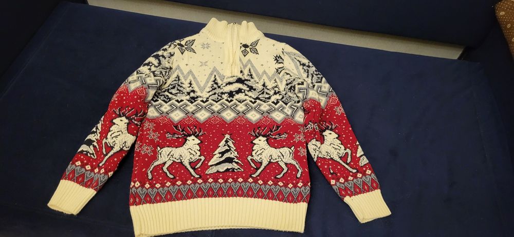 Свитер размер S рост 170 см