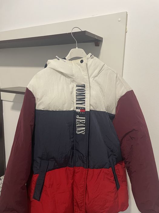 Vand geaca tommy hilfiger