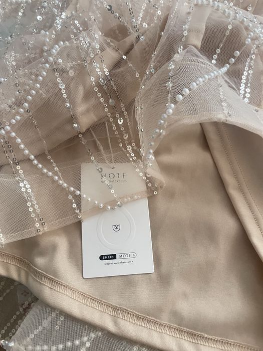 Красива Официална Рокля