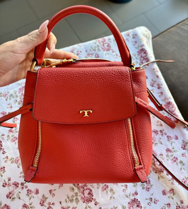 Дамска червена чанта Tory Burch естествена кожа