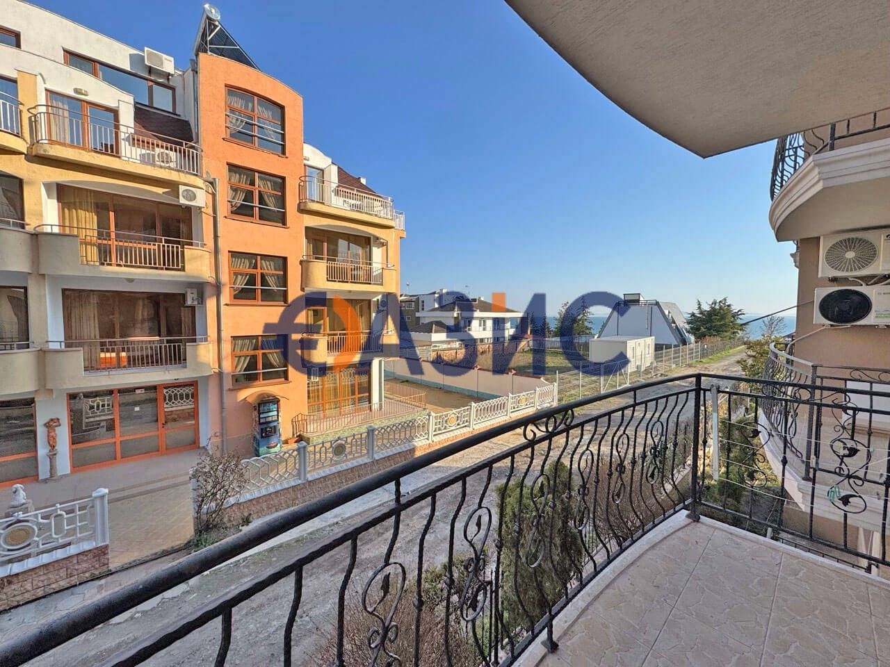 Продава се Тристаен апартамент в с. Равда, Област Бургас - 85 кв.м за 1365 €/кв.м - Снимка #7