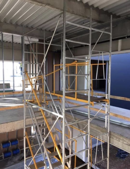 Închiriez Schele - Schela turn multifuncționala cu trepte EGEA 160C