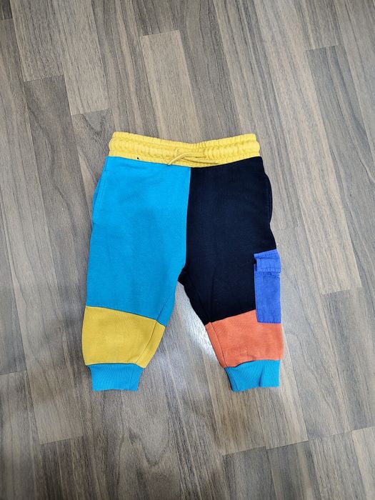 NEXT Trening Gros Bebeluși - "Colour Block" - Stare Excelentă!