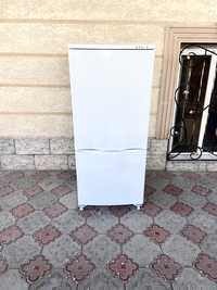 Продам холодильник рабочий Индезит