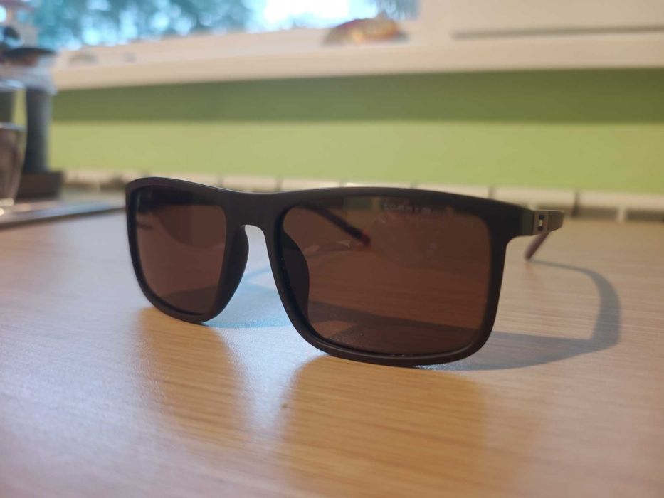 Маркови слънчеви очила