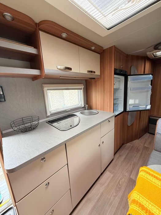 Weinsberg  550 QDK – Rulotă spațioasă pentru familie | Stare excelentă