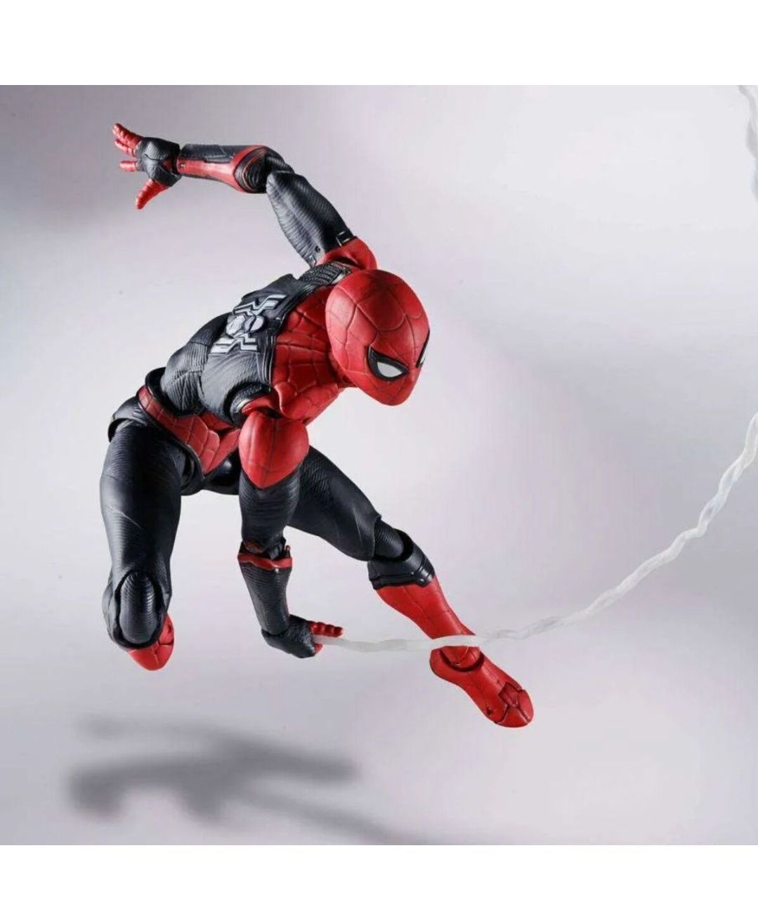 Bandai S.H. Figuarts: Spider-Man: No Way Home. Фигурка Spider-Man 15см