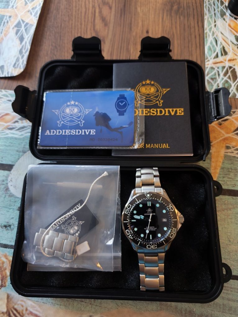 Omega Homage - Addiesdive automatic NH35